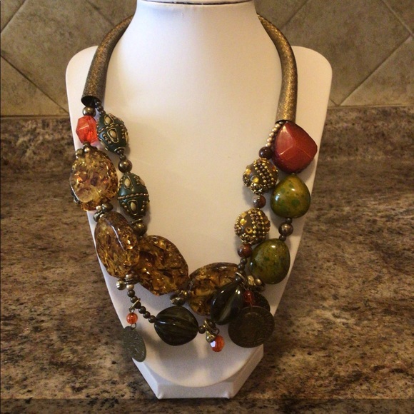 Treska Necklace. - Picture 2 of 12